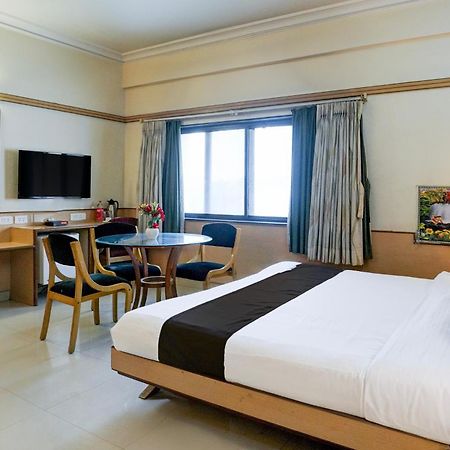 Super Collection O Limda Chowk Formerly Hotel Harmony Rajkot Εξωτερικό φωτογραφία