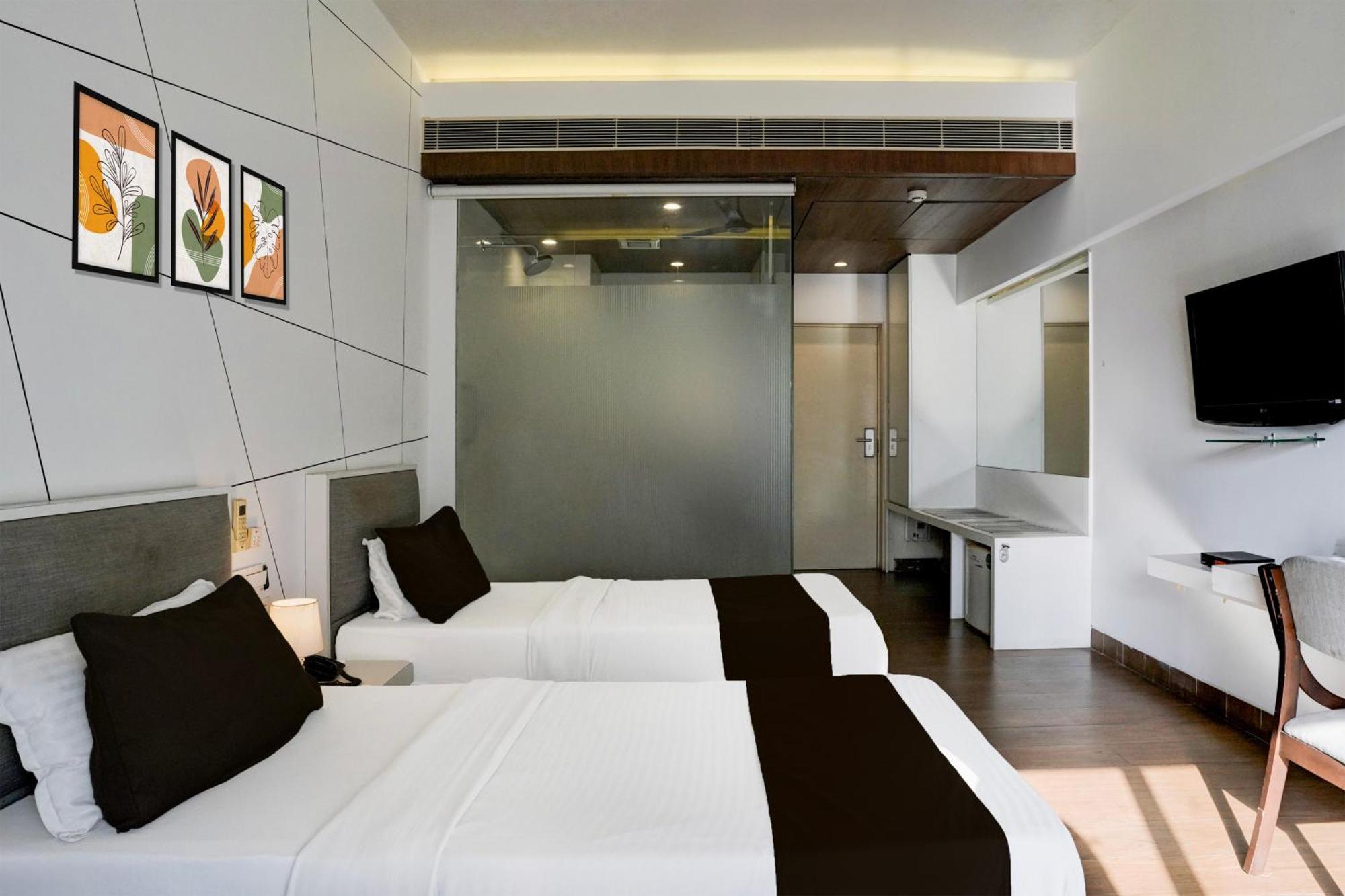 Super Collection O Limda Chowk Formerly Hotel Harmony Rajkot Εξωτερικό φωτογραφία